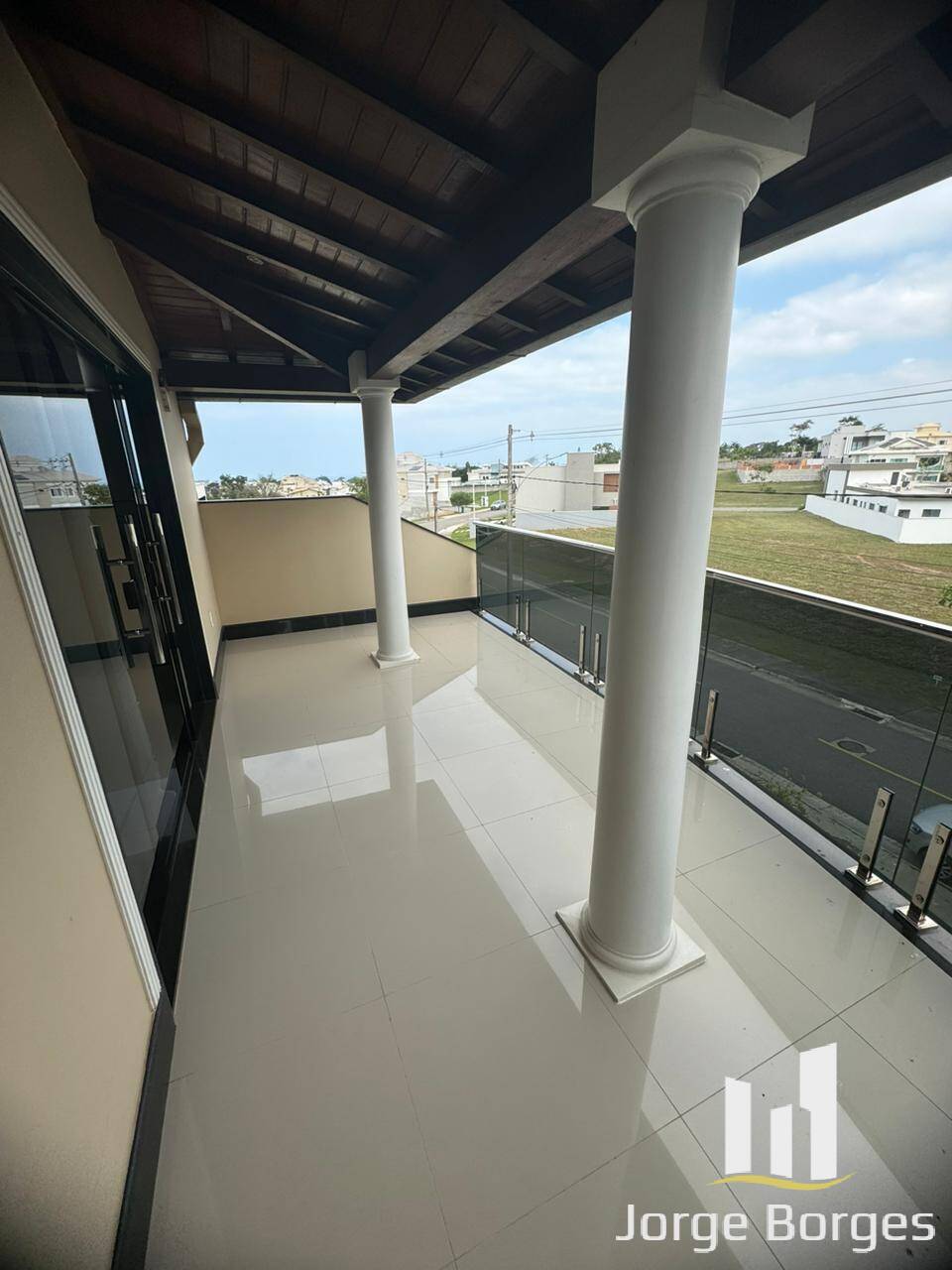 Casa à venda com 5 quartos, 300m² - Foto 42