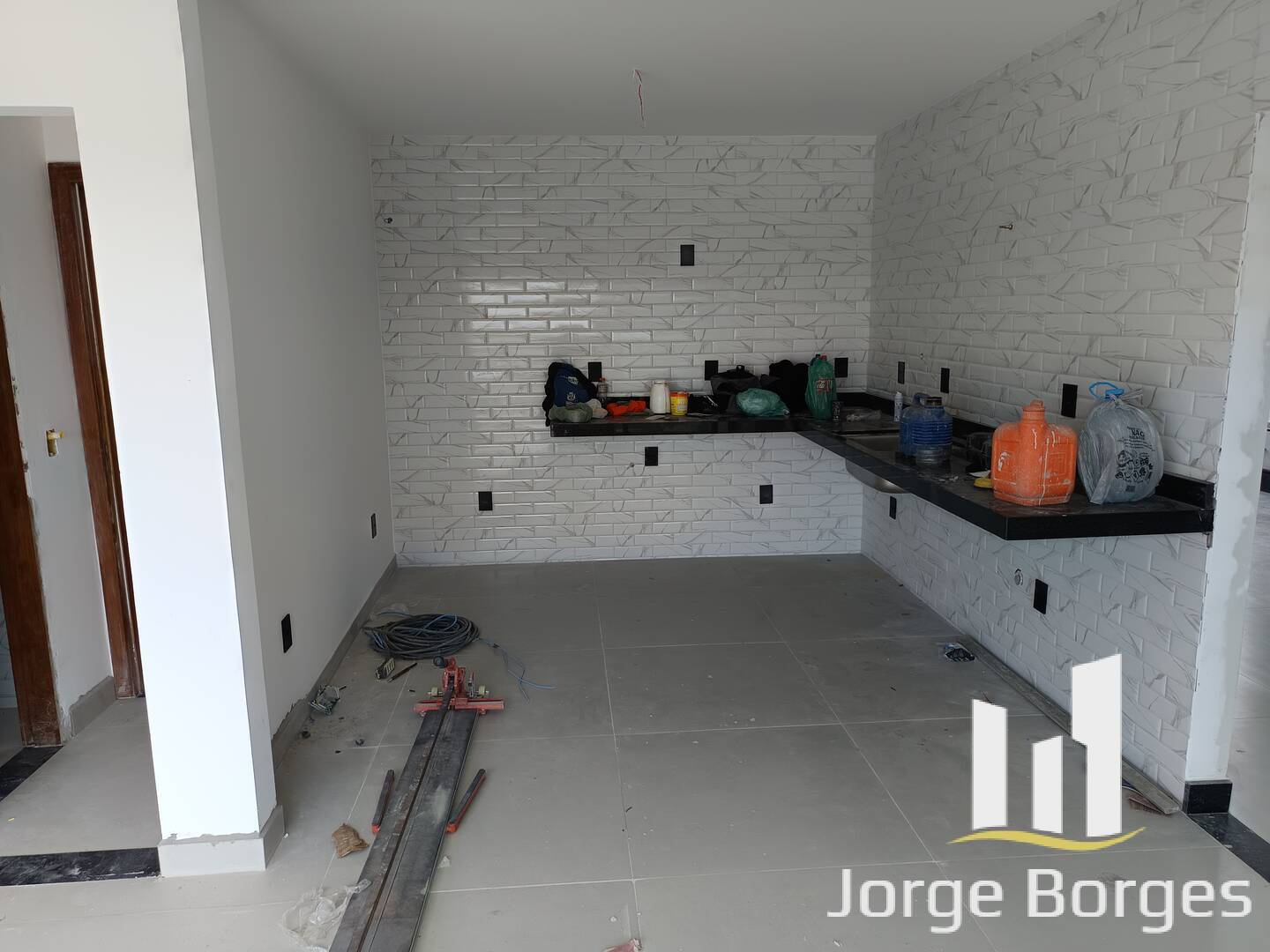 Casa à venda com 4 quartos, 210m² - Foto 16