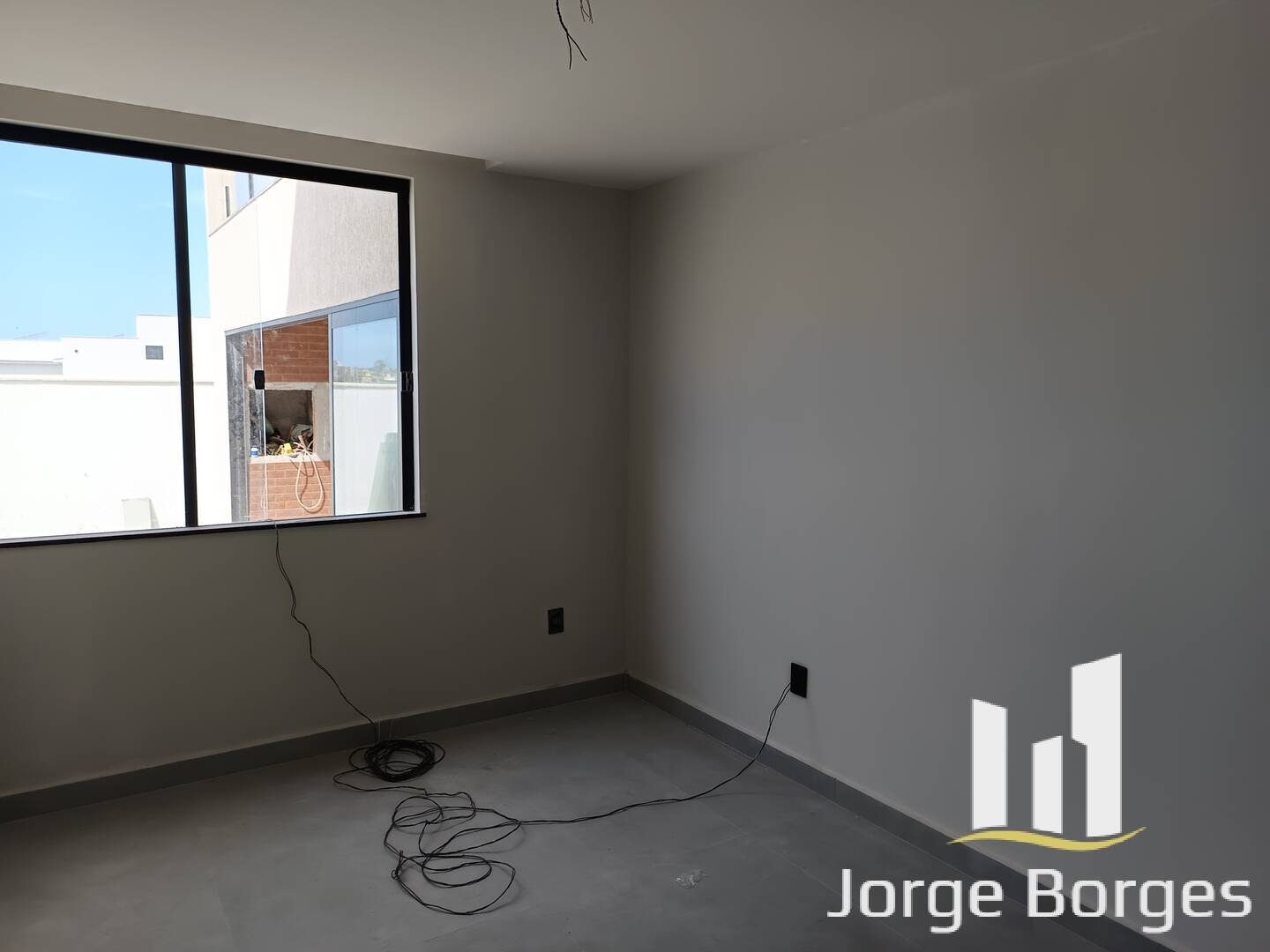 Casa à venda com 4 quartos, 210m² - Foto 28